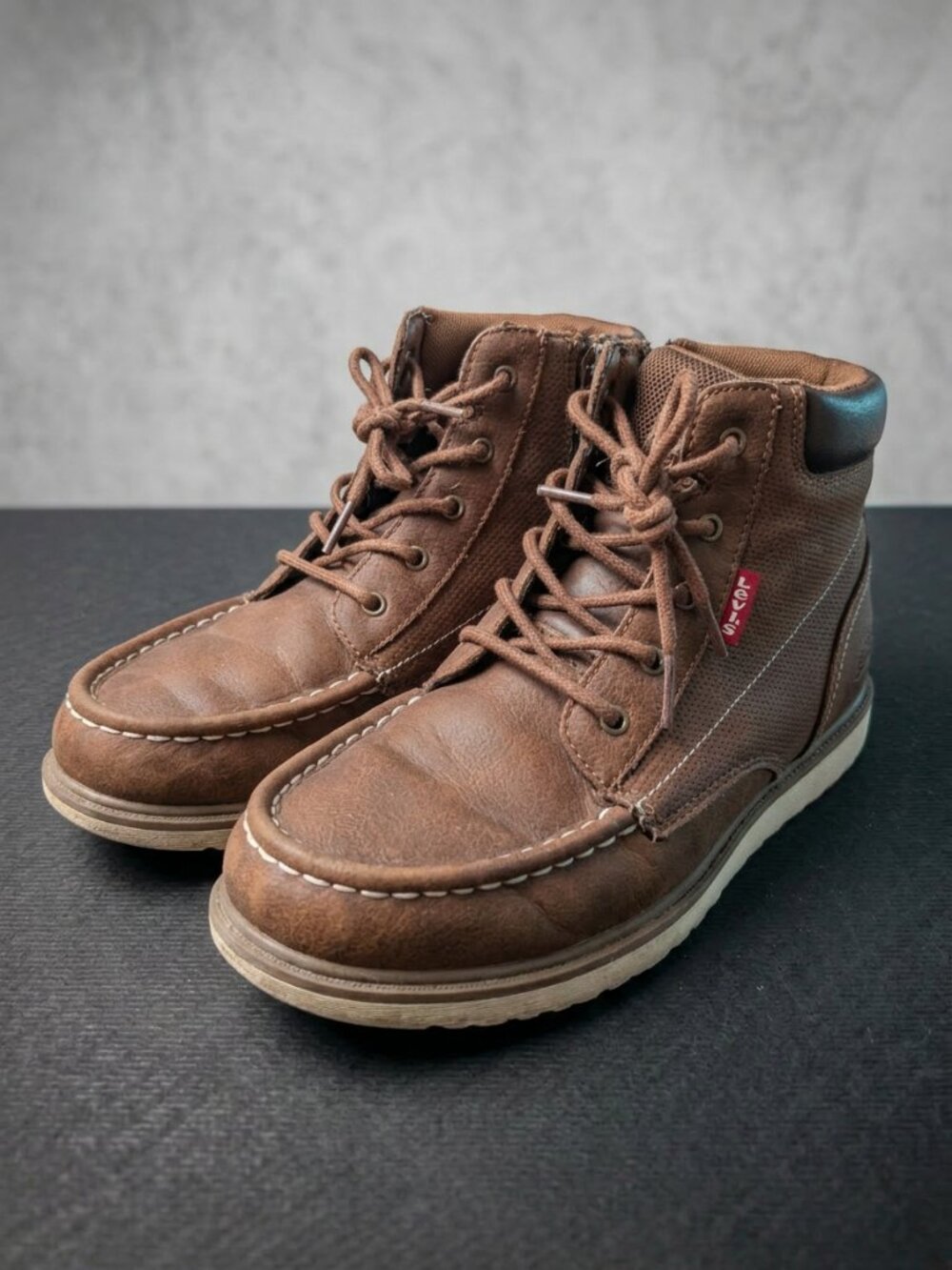 Levi's Brown Moc Toe Lace Up Boots Youth Big Kid Size 4